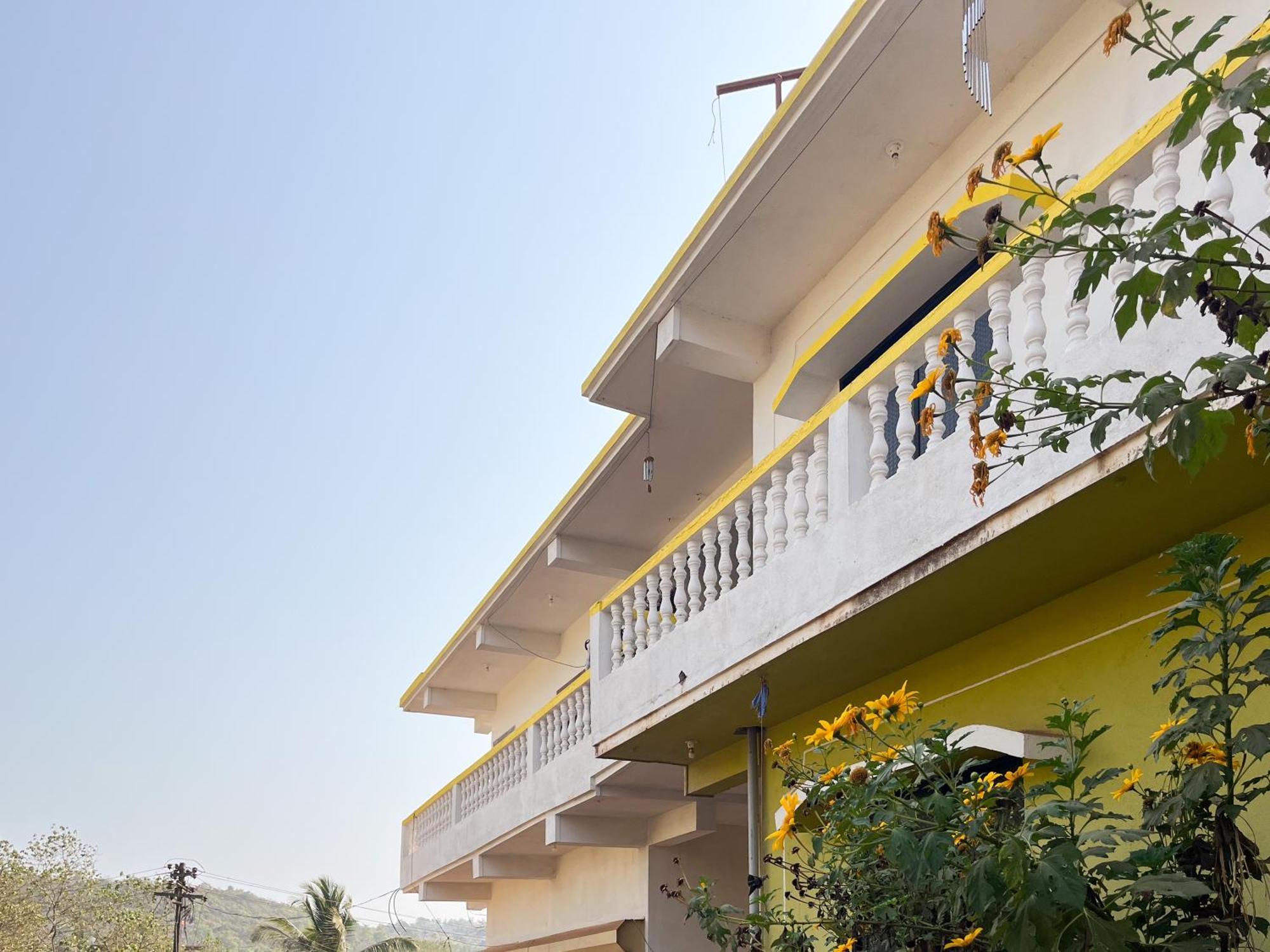 Evaddo Homes Мандрем Екстериор снимка